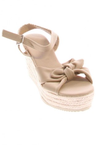 Sandalen Unbranded, Größe 36, Farbe Beige, Preis € 19,95