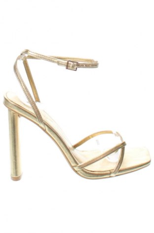 Sandalen Zara, Größe 36, Farbe Golden, Preis 13,80 €