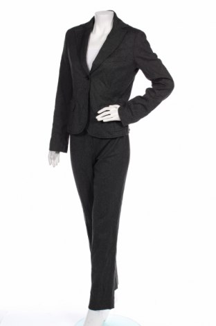Дамски костюм Alysi, Размер M, Цвят Сив, 55% полиестер, 36% вискоза, 7% вълна, 2% еластан, Цена 98,70 лв.