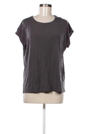 Damen Shirt Aware by Vero Moda, Größe M, Farbe Grau, Preis 4,33 €