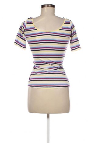 Дамска блуза Coalition, Размер XS, Цвят Многоцветен, Цена 72,00 лв.