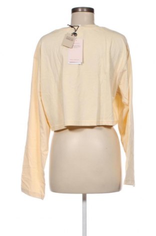 Дамска блуза Monki, Размер XL, Цвят Екрю, Цена 4,94 лв.