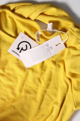 Дамска блуза ONLY, Размер M, Цвят Жълт, Цена 40,00 лв.