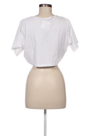 Γυναικεία μπλούζα Wednesday's Girl, Μέγεθος XL, Χρώμα Λευκό, Τιμή 4,82 €