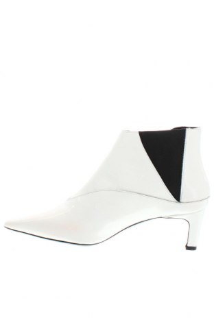 Dámské poltopánky Alexander Mcqueen, Veľkosť 37, Farba Biela, Cena  186,55 €