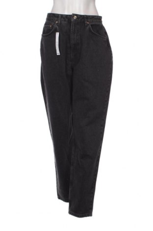 Dámske džínsy  ASOS, Veľkosť M, Farba Sivá, Cena  44,85 €