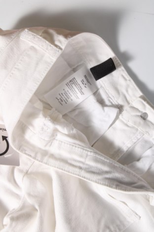 Γυναικείο Τζίν In Wear, Μέγεθος S, Χρώμα Λευκό, Τιμή 4,68 €
