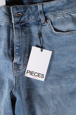 Γυναικείο Τζίν Pieces, Μέγεθος M, Χρώμα Μπλέ, Τιμή 35,05 €