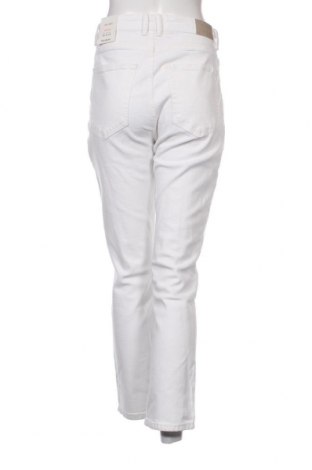 Γυναικείο Τζίν Pull&Bear, Μέγεθος L, Χρώμα Λευκό, Τιμή 11,86 €