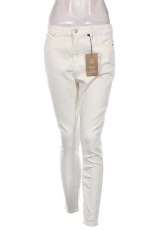 Damen Jeans Vero Moda, Größe L, Farbe Weiß, Preis 8,41 €