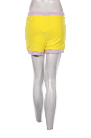 Дамски къс панталон ASYOU, Размер M, Цвят Жълт, Цена 72,00 лв.