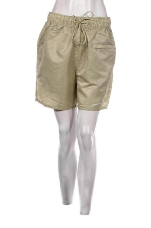 Γυναικείο κοντό παντελόνι Collusion, Μέγεθος M, Χρώμα  Μπέζ, Τιμή 3,62 €