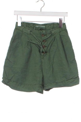 Pantaloni scurți de femei Esprit, Mărime XS, Culoare Verde, Preț 78,95 Lei