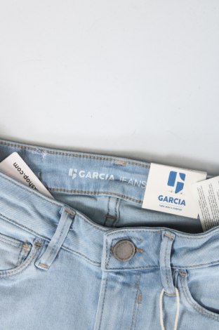 Dámské kraťasy  Garcia Jeans, Velikost XS, Barva Modrá, Cena  1 043,00 Kč