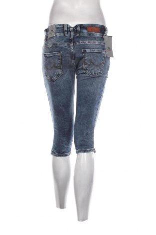 Γυναικείο κοντό παντελόνι Ltb, Μέγεθος M, Χρώμα Μπλέ, Τιμή 10,76 €