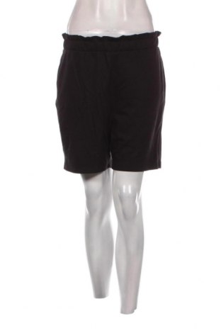 Γυναικείο κοντό παντελόνι Pieces, Μέγεθος M, Χρώμα Μαύρο, Τιμή 4,12 €