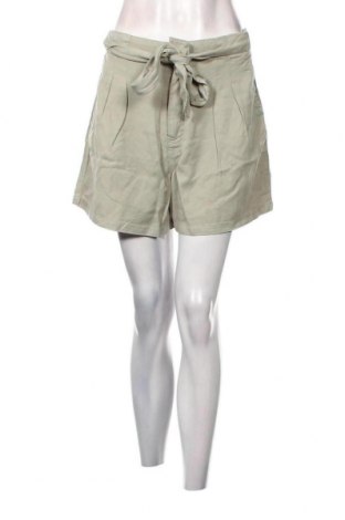 Γυναικείο κοντό παντελόνι Vero Moda, Μέγεθος XL, Χρώμα Πράσινο, Τιμή 20,62 €