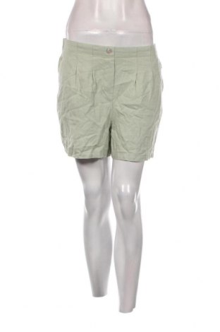 Дамски къс панталон Vero Moda, Размер S, Цвят Зелен, Цена 11,20 лв.