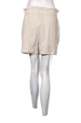 Pantaloni scurți de femei Vero Moda, Mărime S, Culoare Bej, Preț 28,95 Lei