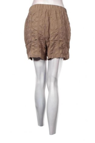 Pantaloni scurți de femei Vero Moda, Mărime M, Culoare Maro, Preț 64,99 Lei