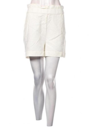 Γυναικείο κοντό παντελόνι Vero Moda, Μέγεθος L, Χρώμα Λευκό, Τιμή 14,64 €