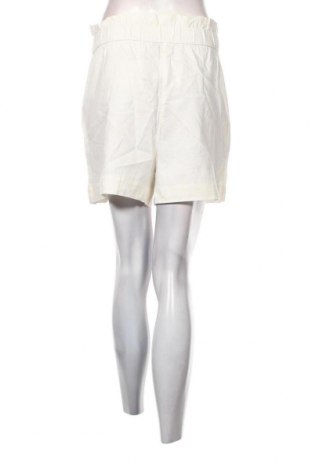 Pantaloni scurți de femei Vero Moda, Mărime L, Culoare Alb, Preț 71,05 Lei