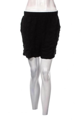 Γυναικείο κοντό παντελόνι Vero Moda, Μέγεθος M, Χρώμα Μαύρο, Τιμή 4,95 €