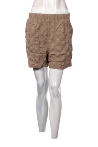Дамски къс панталон Vero Moda, Размер M, Цвят Бежов, Цена 9,20 лв.