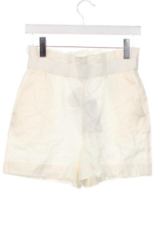 Дамски къс панталон Vero Moda, Размер XS, Цвят Бял, Цена 10,00 лв.