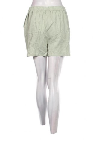 Дамски къс панталон Vero Moda, Размер M, Цвят Зелен, Цена 11,20 лв.