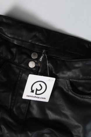 Γυναικείο παντελόνι δερμάτινο ONLY, Μέγεθος XXS, Χρώμα Μαύρο, Τιμή 11,14 €