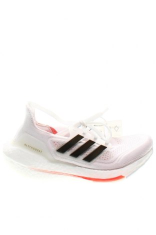 Дамски обувки Adidas, Размер 36, Цвят Бял, Цена 184,10 лв.
