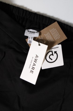 Pantaloni de femei Aware by Vero Moda, Mărime M, Culoare Negru, Preț 39,08 Lei