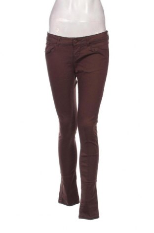Дамски панталон Bershka, Размер M, Цвят Кафяв, Цена 4,06 лв.