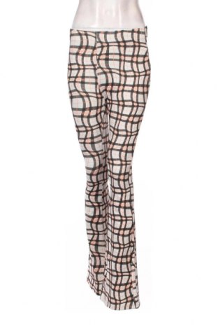 Дамски панталон Bershka, Размер S, Цвят Многоцветен, Цена 14,72 лв.