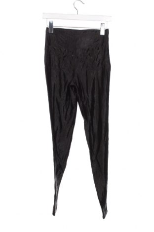 Γυναικείο παντελόνι Glamorous, Μέγεθος S, Χρώμα Μαύρο, Τιμή 2,33 €