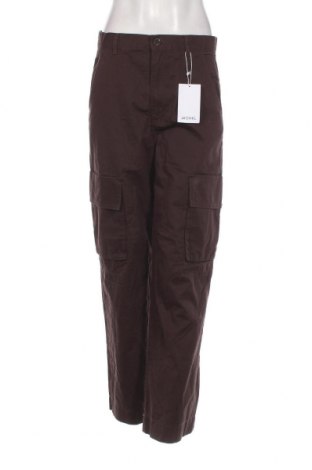 Дамски панталон Monki, Размер M, Цвят Кафяв, Цена 14,70 лв.