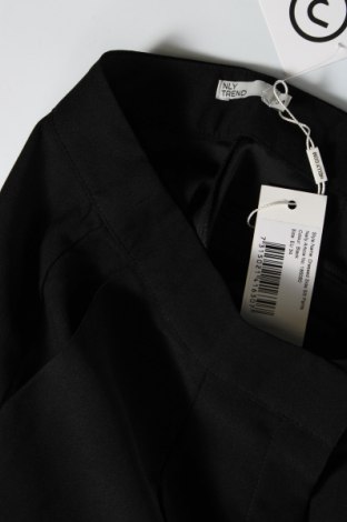 Damenhose Nly Trend, Größe XS, Farbe Schwarz, Preis € 23,71