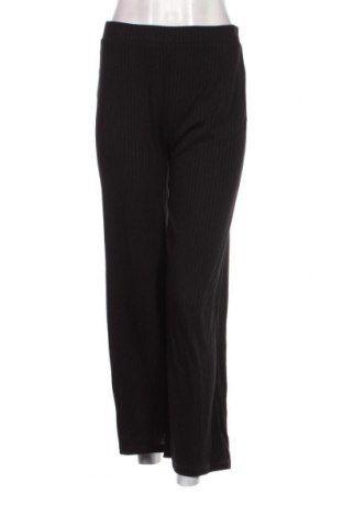 Дамски панталон Pieces, Размер M, Цвят Черен, Цена 15,12 лв.