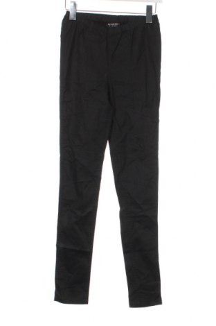 Pantaloni de femei Soaked In Luxury, Mărime XS, Culoare Negru, Preț 11,28 Lei