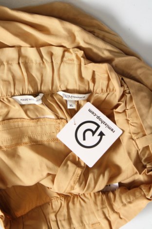 Дамски панталон Tom Tailor, Размер XL, Цвят Жълт, Цена 21,75 лв.