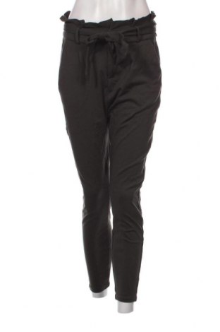 Дамски панталон Vero Moda, Размер M, Цвят Зелен, Цена 8,64 лв.