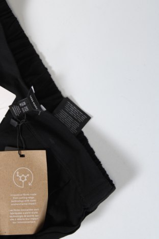 Дамски панталон Vero Moda, Размер XS, Цвят Черен, Цена 16,74 лв.