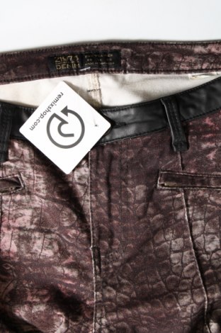 Dámské kalhoty  Zara, Velikost S, Barva Vícebarevné, Cena  119,00 Kč