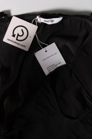 Γυναικείο αμάνικο μπλουζάκι About You, Μέγεθος M, Χρώμα Μαύρο, Τιμή 13,92 €