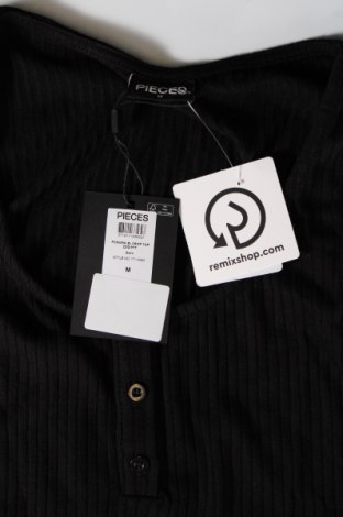 Γυναικείο αμάνικο μπλουζάκι Pieces, Μέγεθος M, Χρώμα Μαύρο, Τιμή 3,06 €