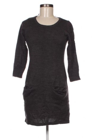 Γυναικείο πουλόβερ F&F, Μέγεθος M, Χρώμα Γκρί, Τιμή 3,41 €