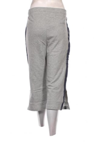 Pantaloni trening de femei Urban Classics, Mărime M, Culoare Gri, Preț 223,68 Lei