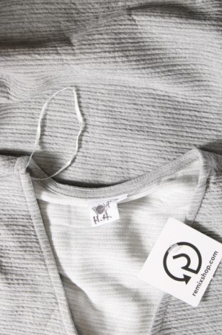Γυναικείο μπουφάν, Μέγεθος XL, Χρώμα Γκρί, Τιμή 6,83 €