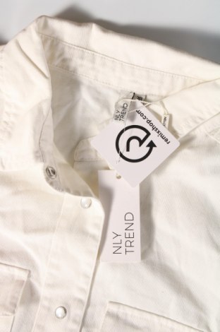 Γυναικείο μπουφάν Nly Trend, Μέγεθος M, Χρώμα Λευκό, Τιμή 39,69 €